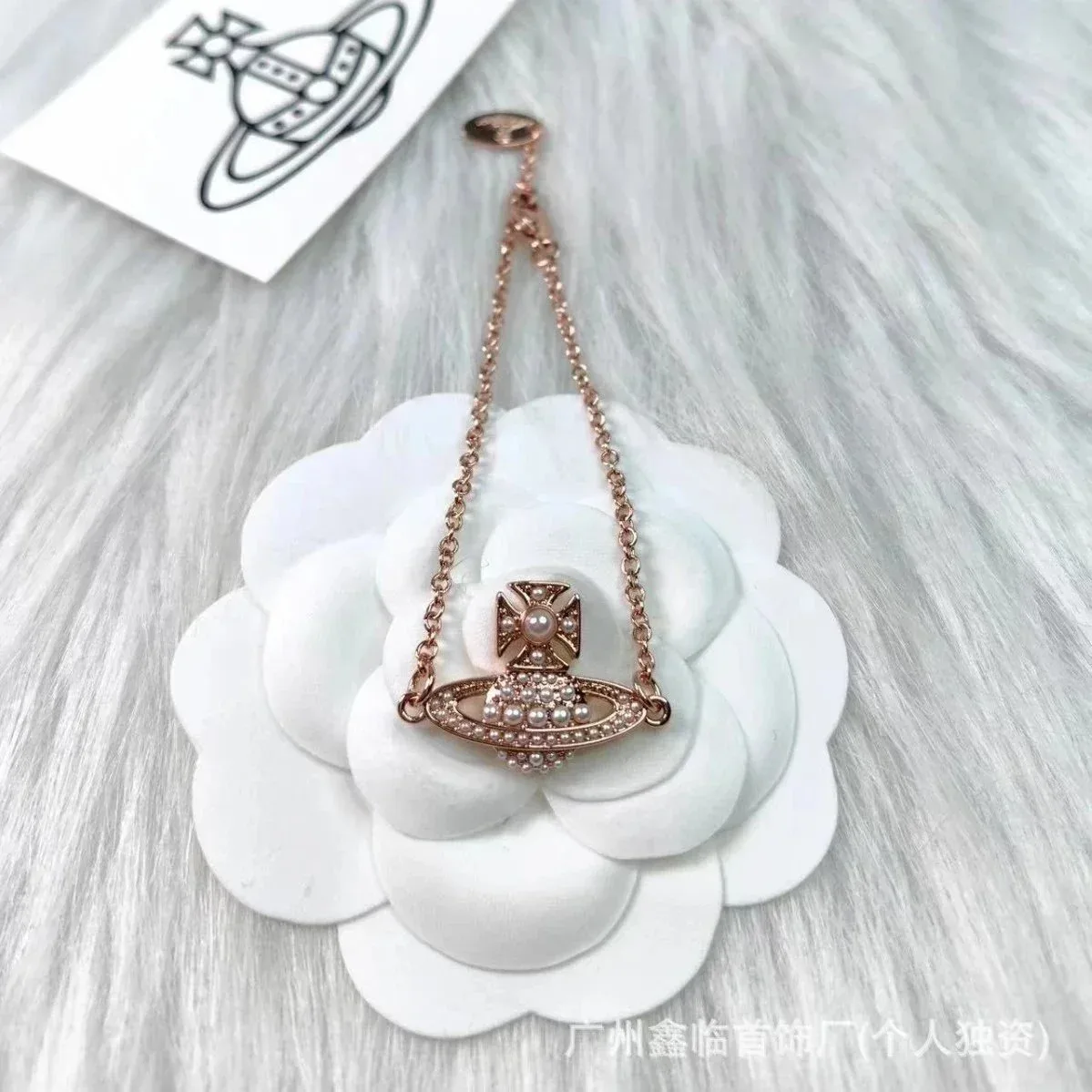 Vivienne Westwood Vivienne Westwood Orb Rose Gold Pearl Necklace Gold - 1