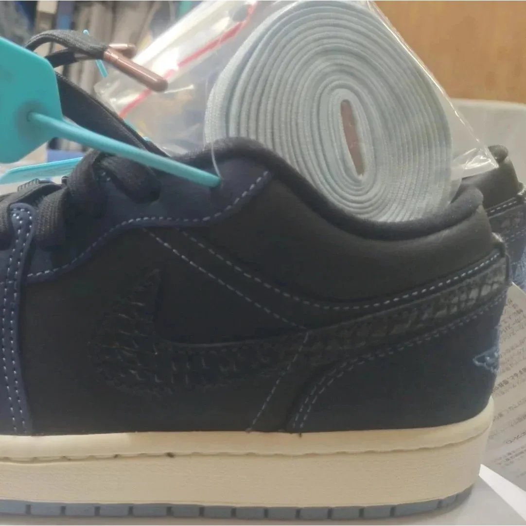 Nike Nike Air Jordan 1 Low Black Blue Snake Scale Sneakers Black - 1