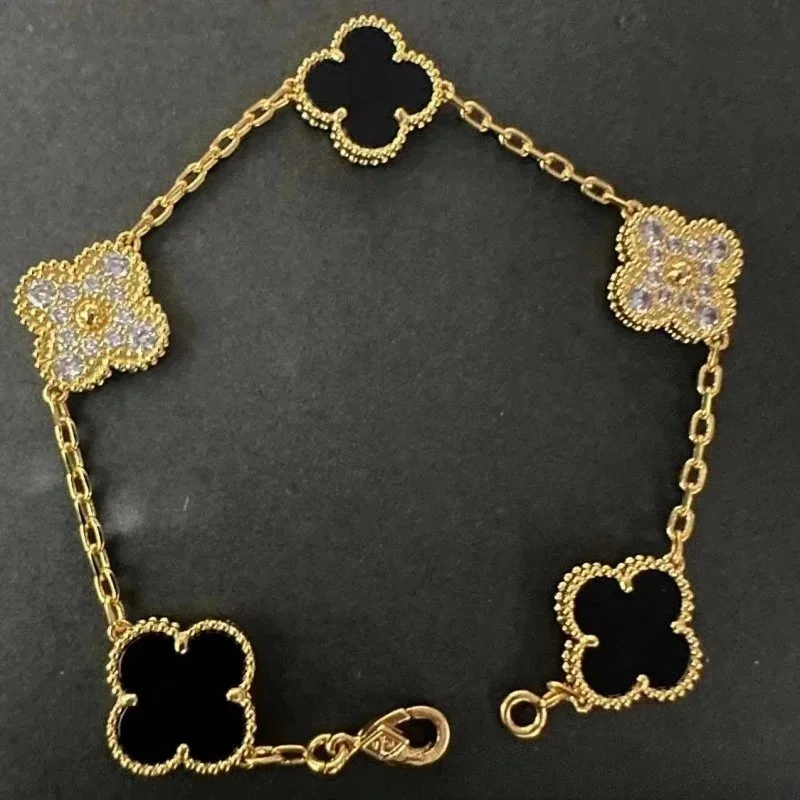 Van Cleef & Arpels Van Cleef & Arpels Alhambra Yellow Gold/Black Enamel Bracelet Gold