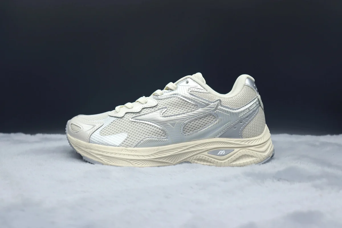 Mizuno Mizuno Wave Rider 29 White/Silver Sneakers White - 1