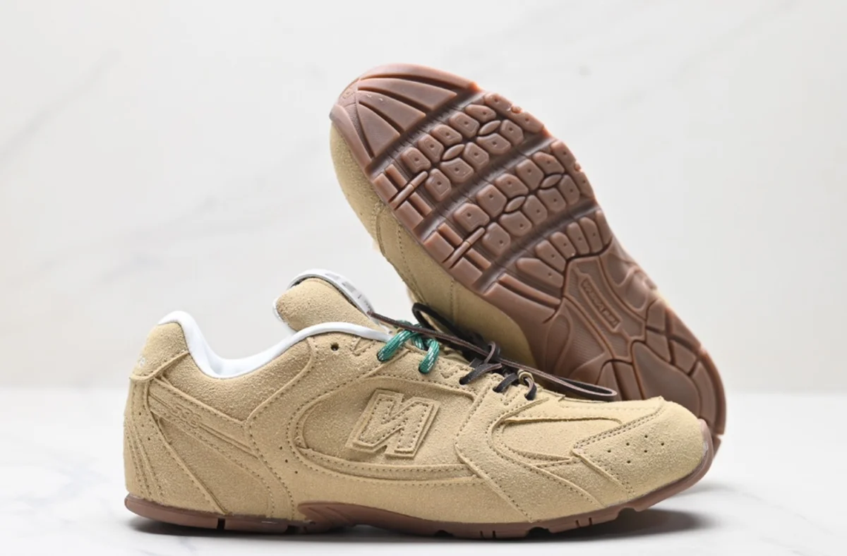 New Balance New Balance 900 MT1000 Wheat Brown Sneakers Brown