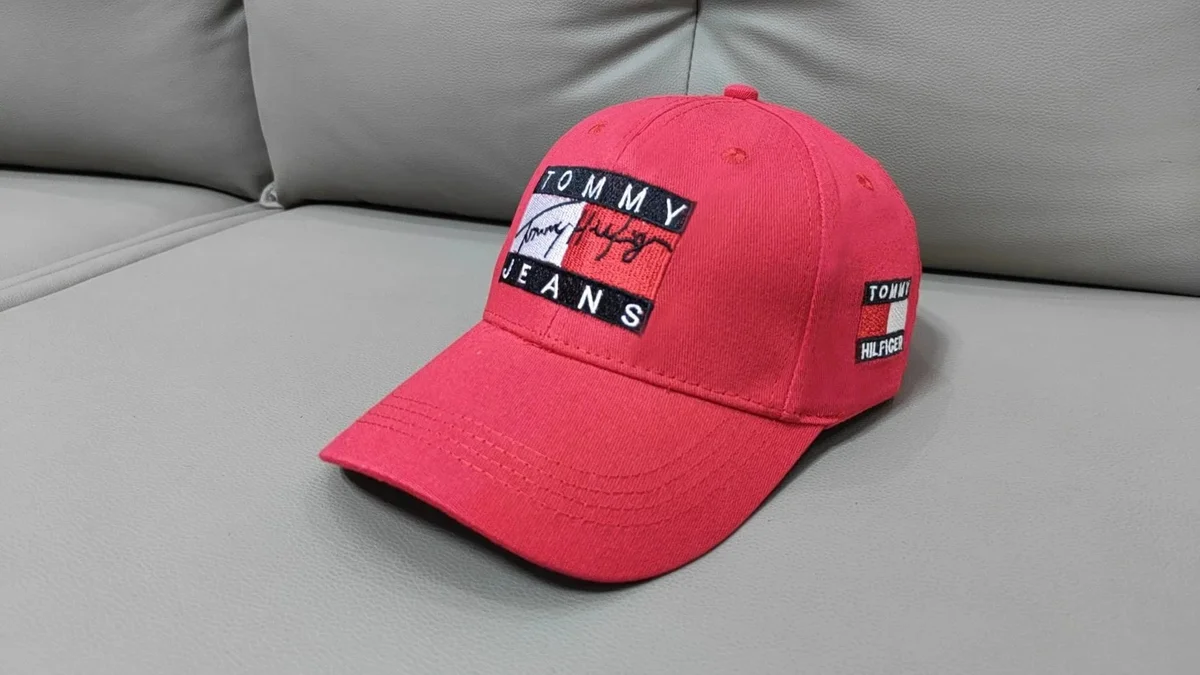 Tommy Hilfiger Tommy Hilfiger Red Jeans Cap Red - 1