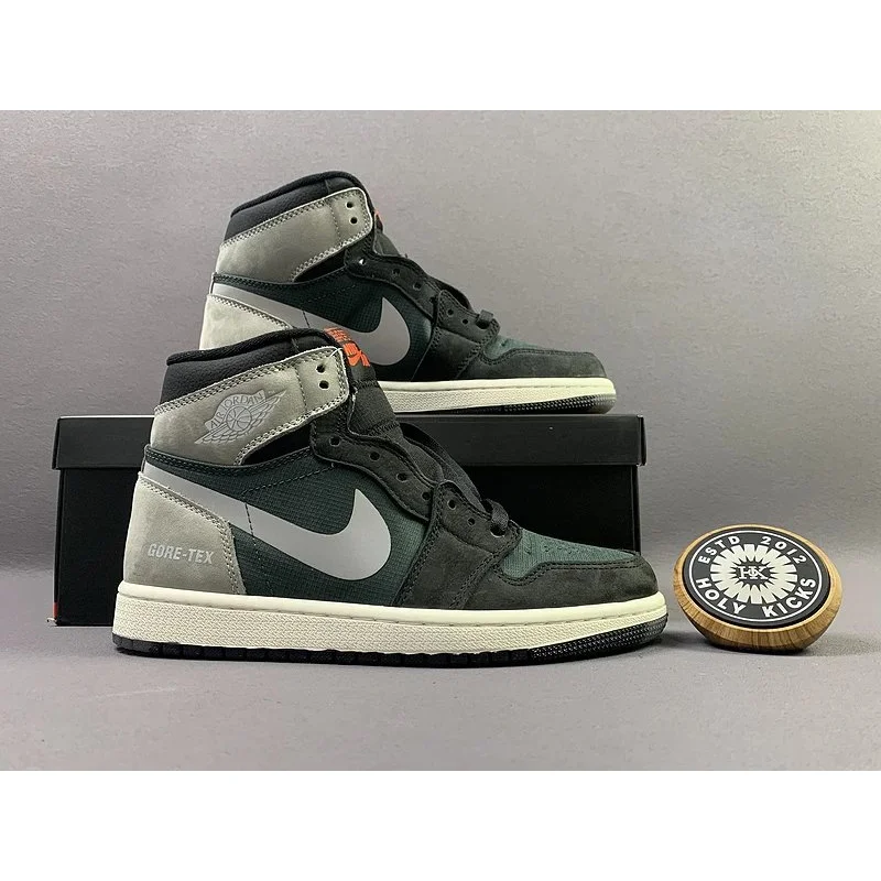 Nike Nike Air Jordan 1 GORE-TEX Obsidian Green Sneakers Green - 1