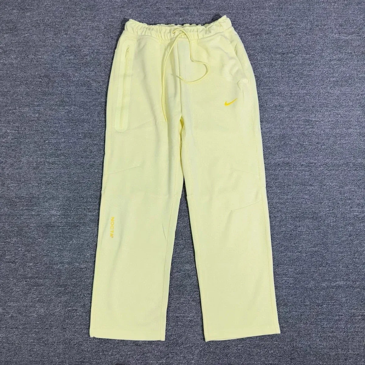 Nike Nike Club Fleece Yellow Sweatpants Yellow
