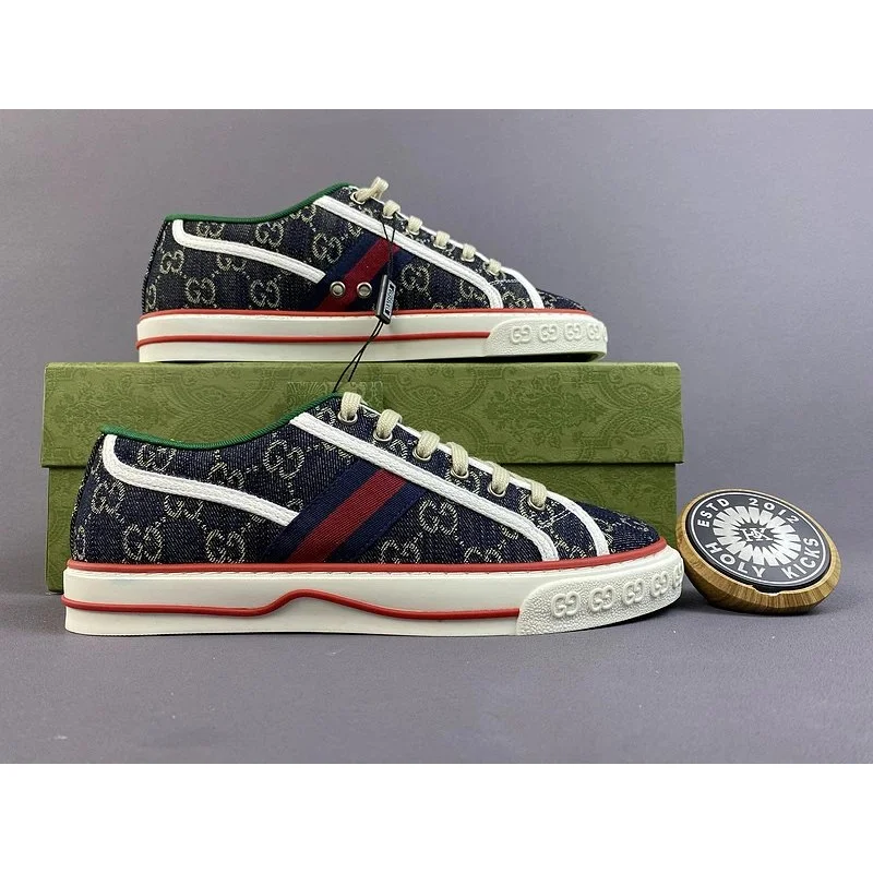 Gucci Gucci Runners GG Monogram Navy Blue Sneakers Navy - 1