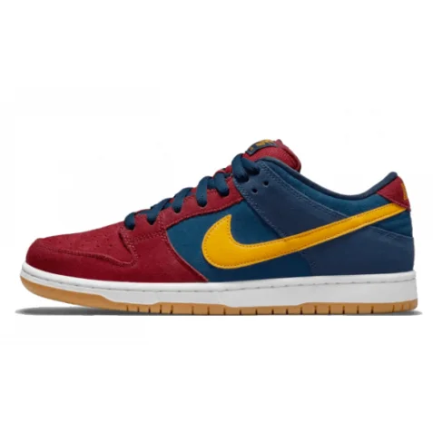 Nike Nike SB Dunk Low Barcelona Sneakers Red