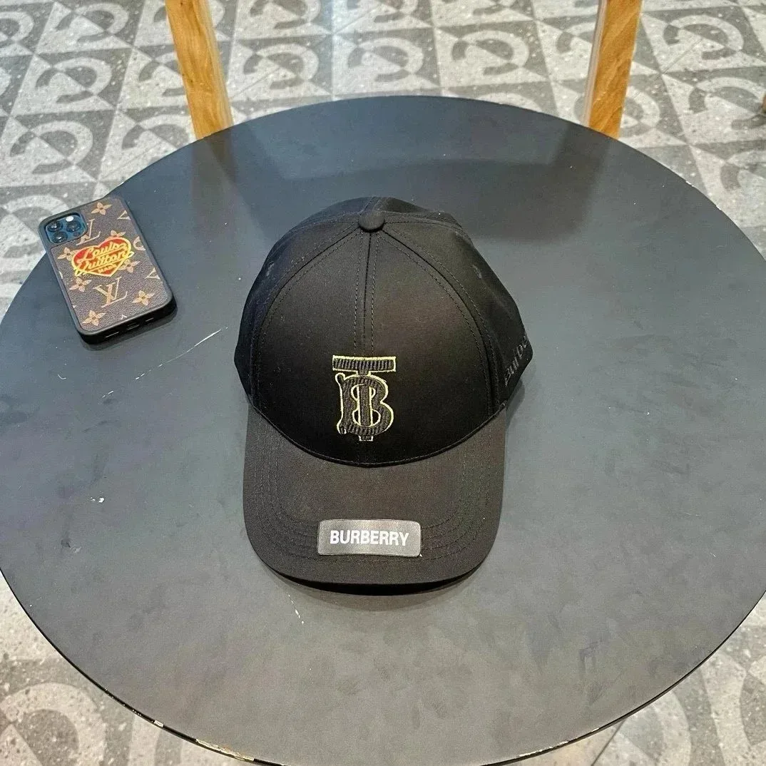 Burberry Burberry TB Monogram Black/Gold Baseball Cap Black