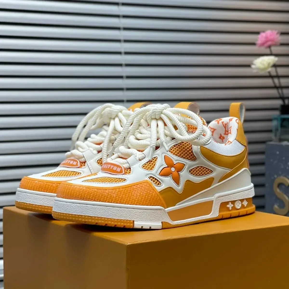 Louis Vuitton Louis Vuitton LV Trainer Orange/White Sneakers Orange