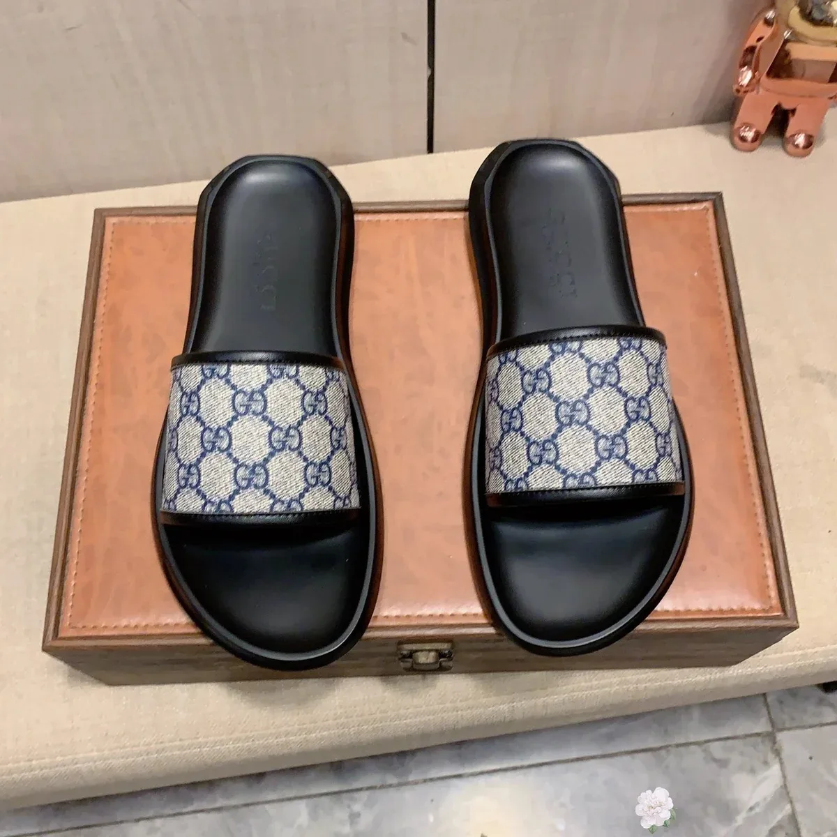 Gucci Gucci GG Supreme Black & Blue Sandals Black - 1