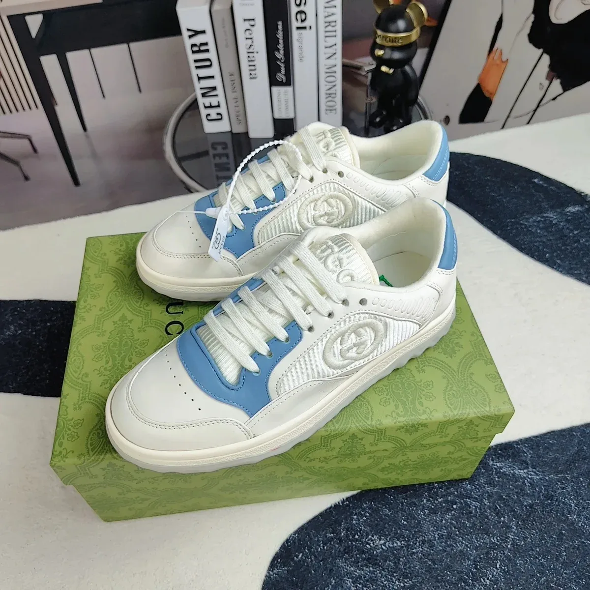 Gucci Gucci Interlocking G White/Blue Sneakers White
