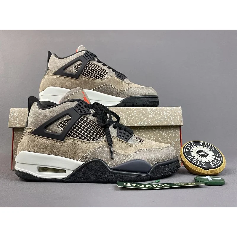Jordan Jordan Air Jordan 4 Taupe Sneakers Beige