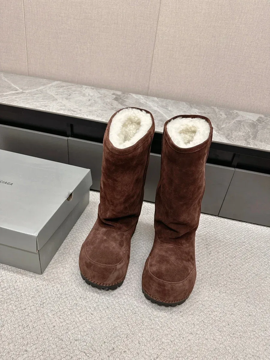 Balenciaga Balenciaga High-Cut Brown Boots with Fleece Lining Brown