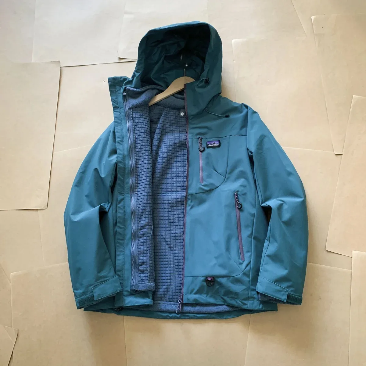 Patagonia Patagonia Peacock Green Technical Jacket Green - 1