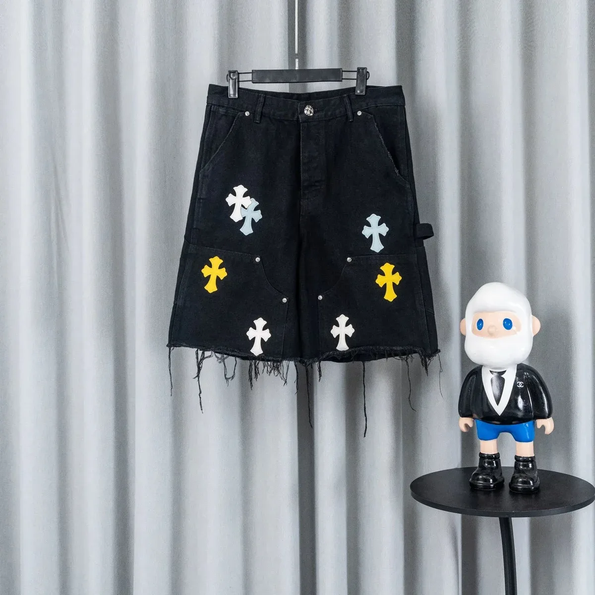 Other Black Cross Embroidered Denim Shorts Black - 1