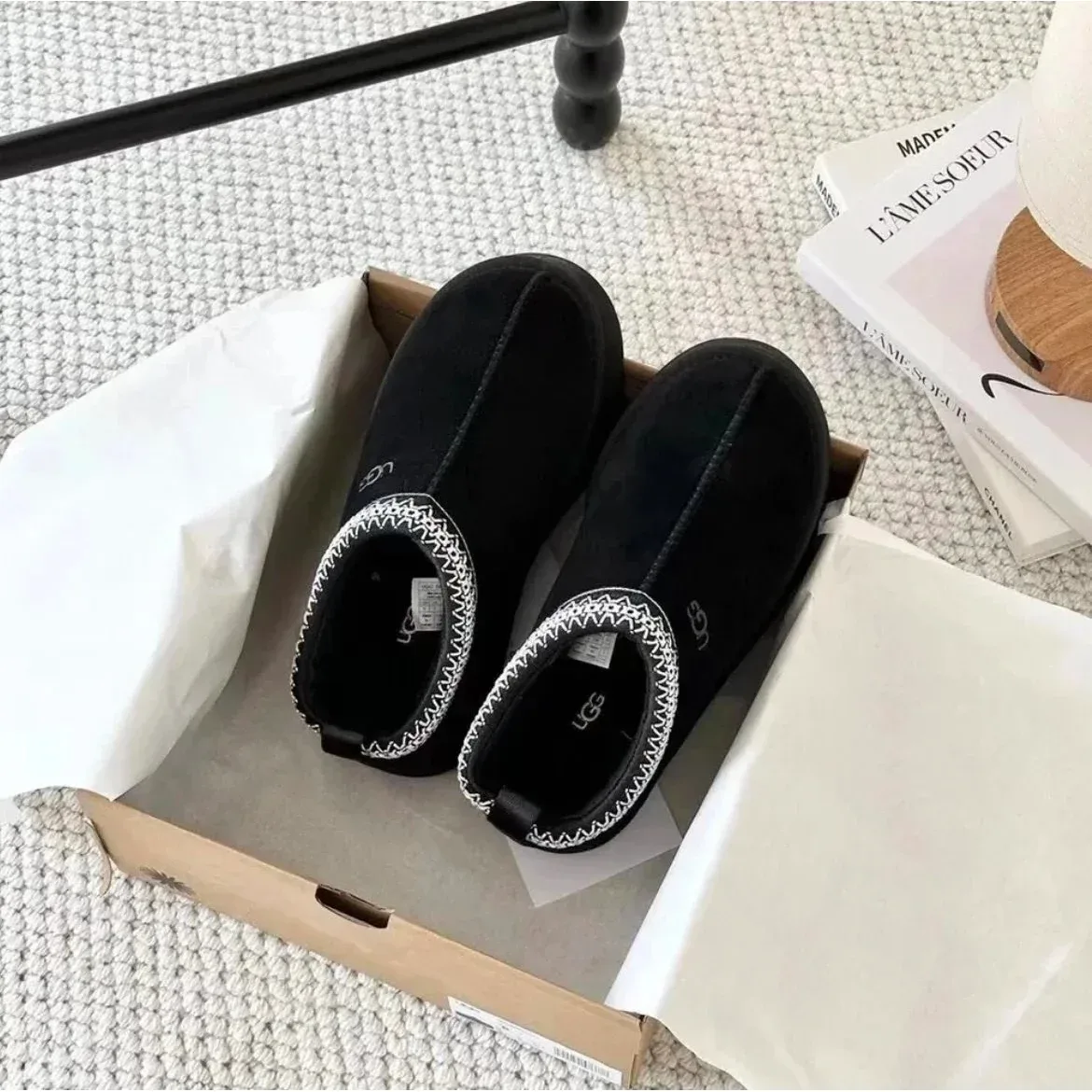 UGG UGG Classic Short Thin Sole Black Slippers Black