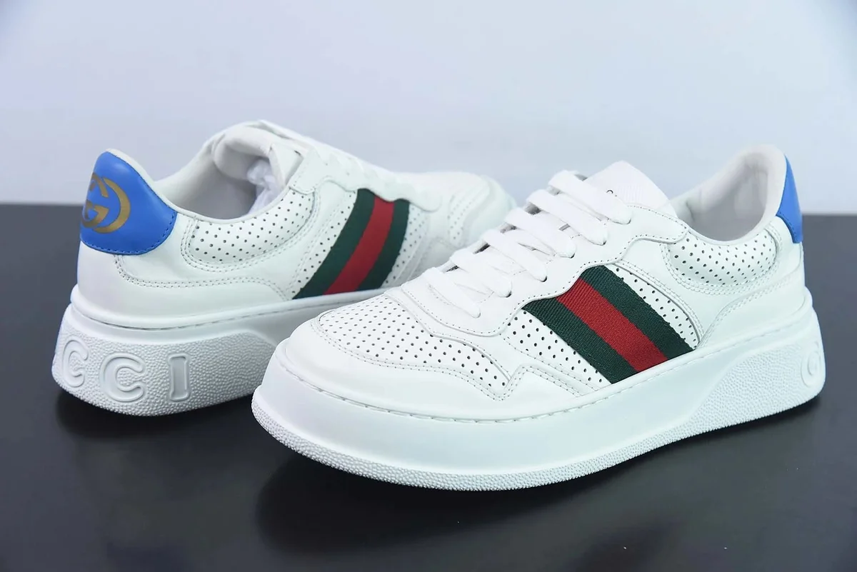 Gucci Gucci Runners White Red Green Blue Sneakers White - 1