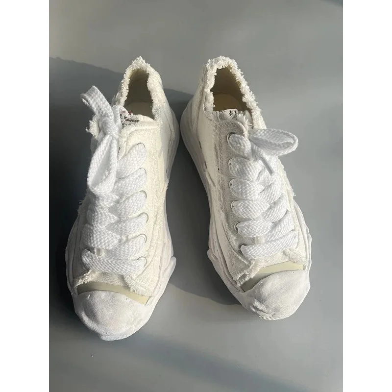 Maison Mihara Yasuhiro Maison Mihara Yasuhiro OG Style 36 White Frayed Sneakers White - 1