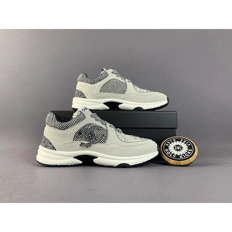 Chanel Runners Grey/Black Sneakers