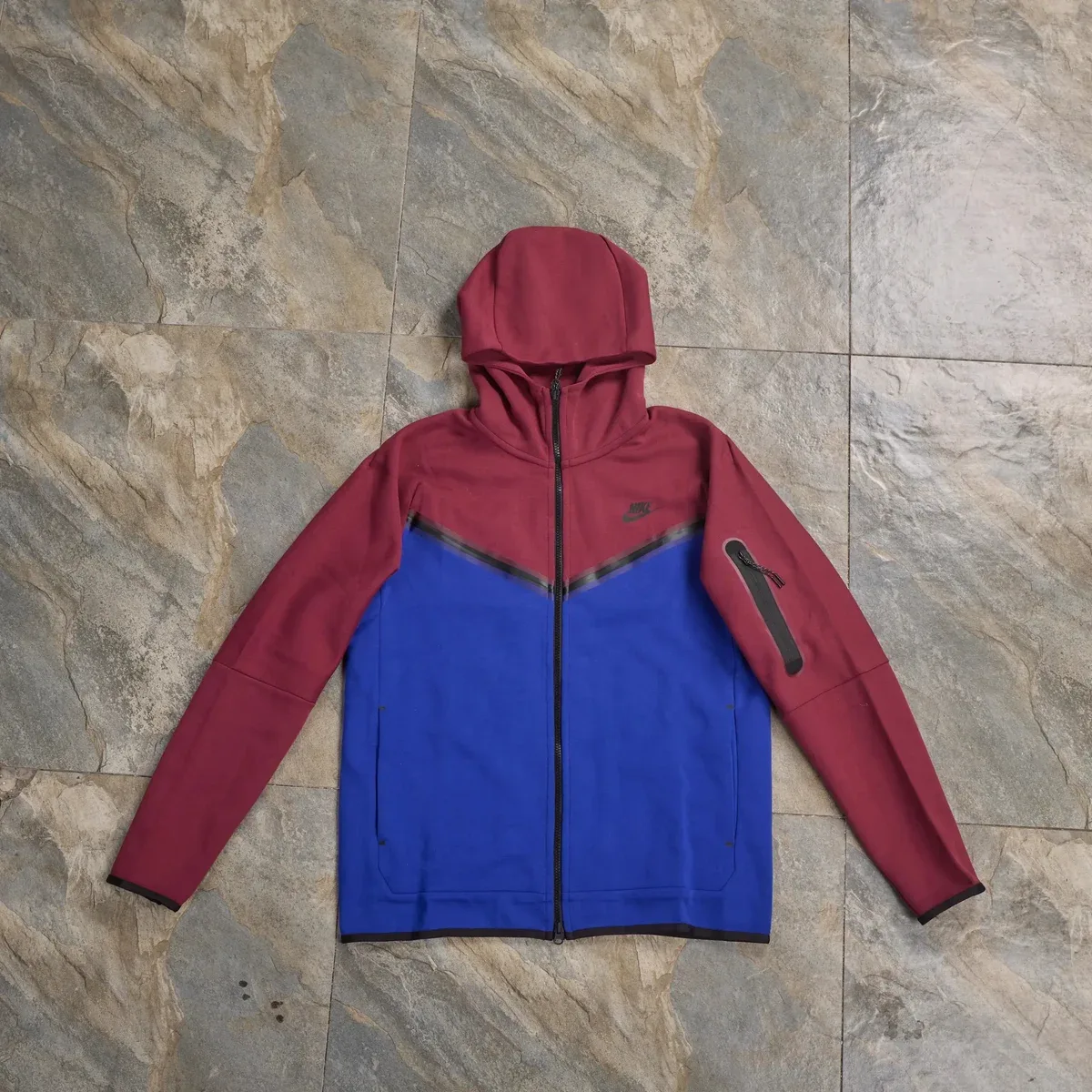 Nike Tech Fleece Hoodie宝蓝拼紫色上衣