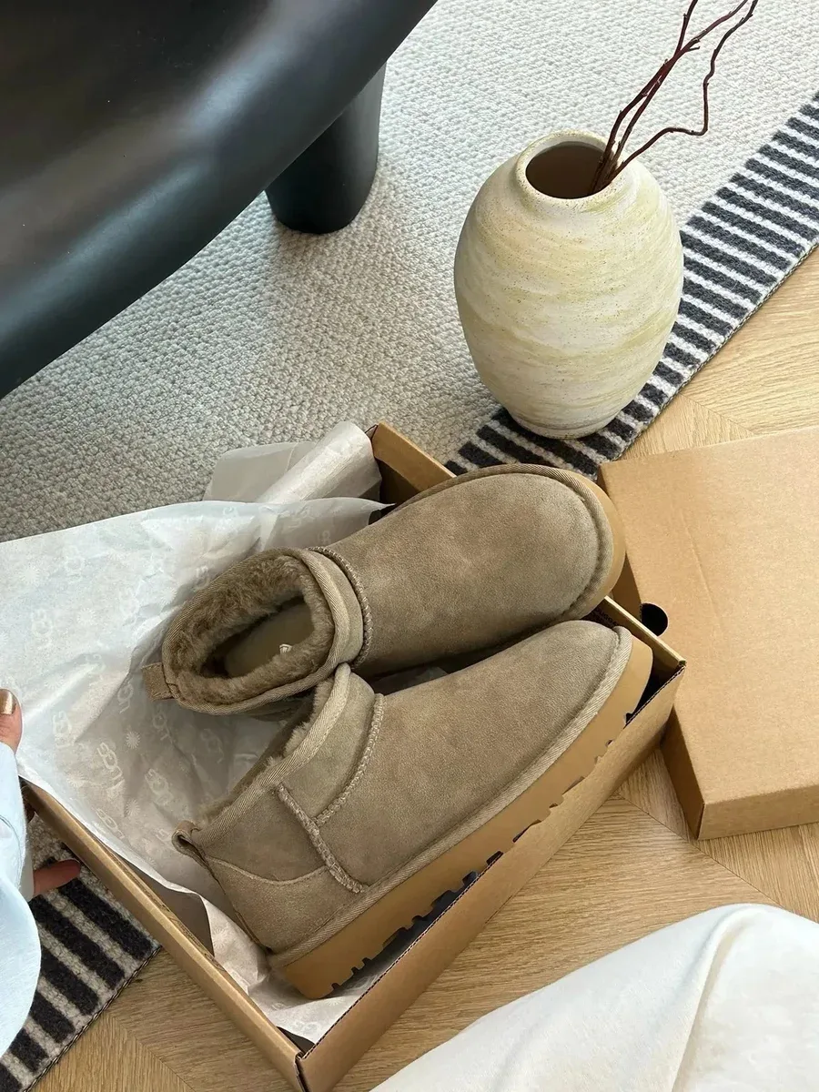 UGG Classic Short Camel Low Boots catalog image