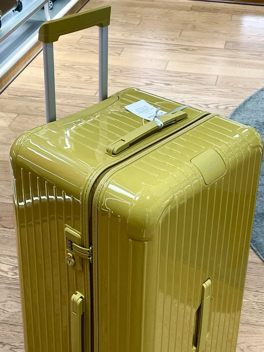 Other Olive Green Aluminum Rolling Suitcase Green - 1