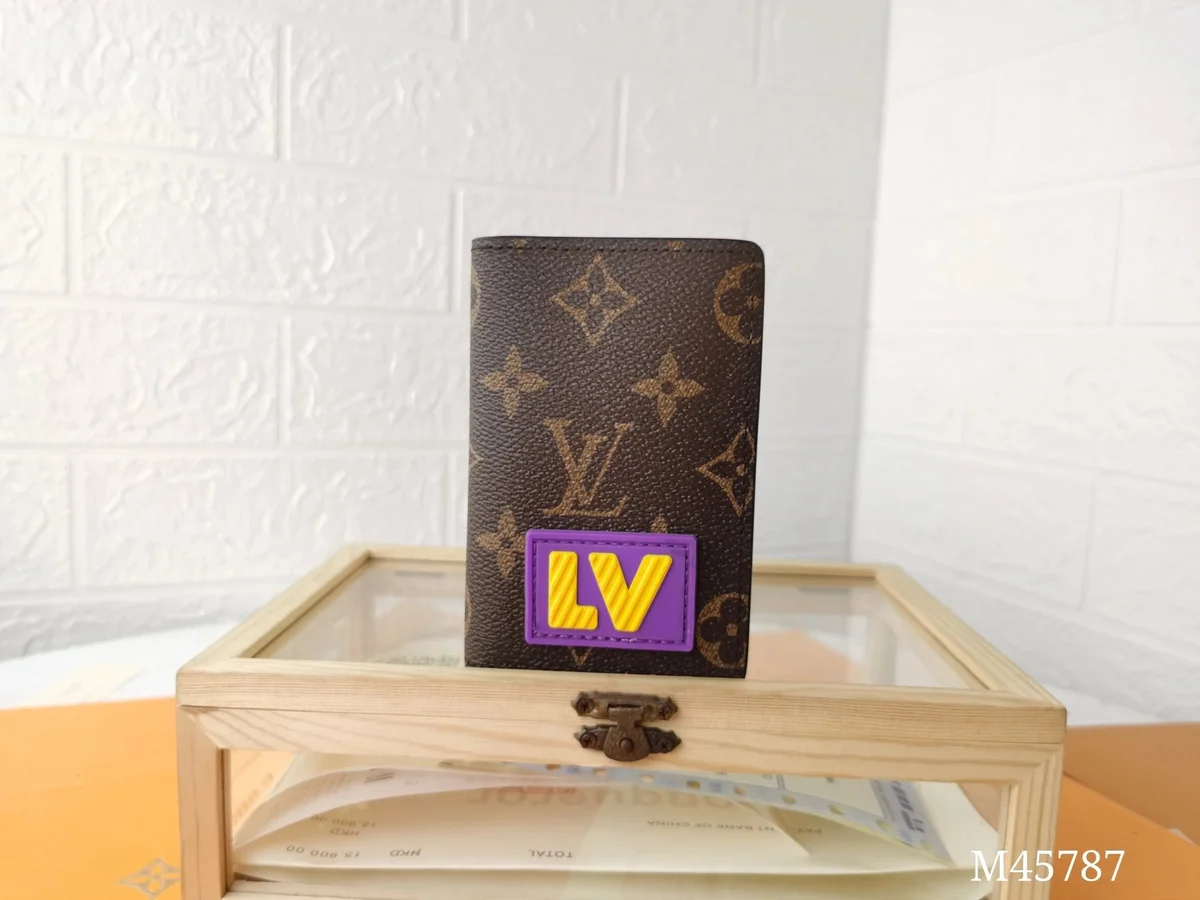 Louis Vuitton Tabi LV Patch Card Holder Brown
