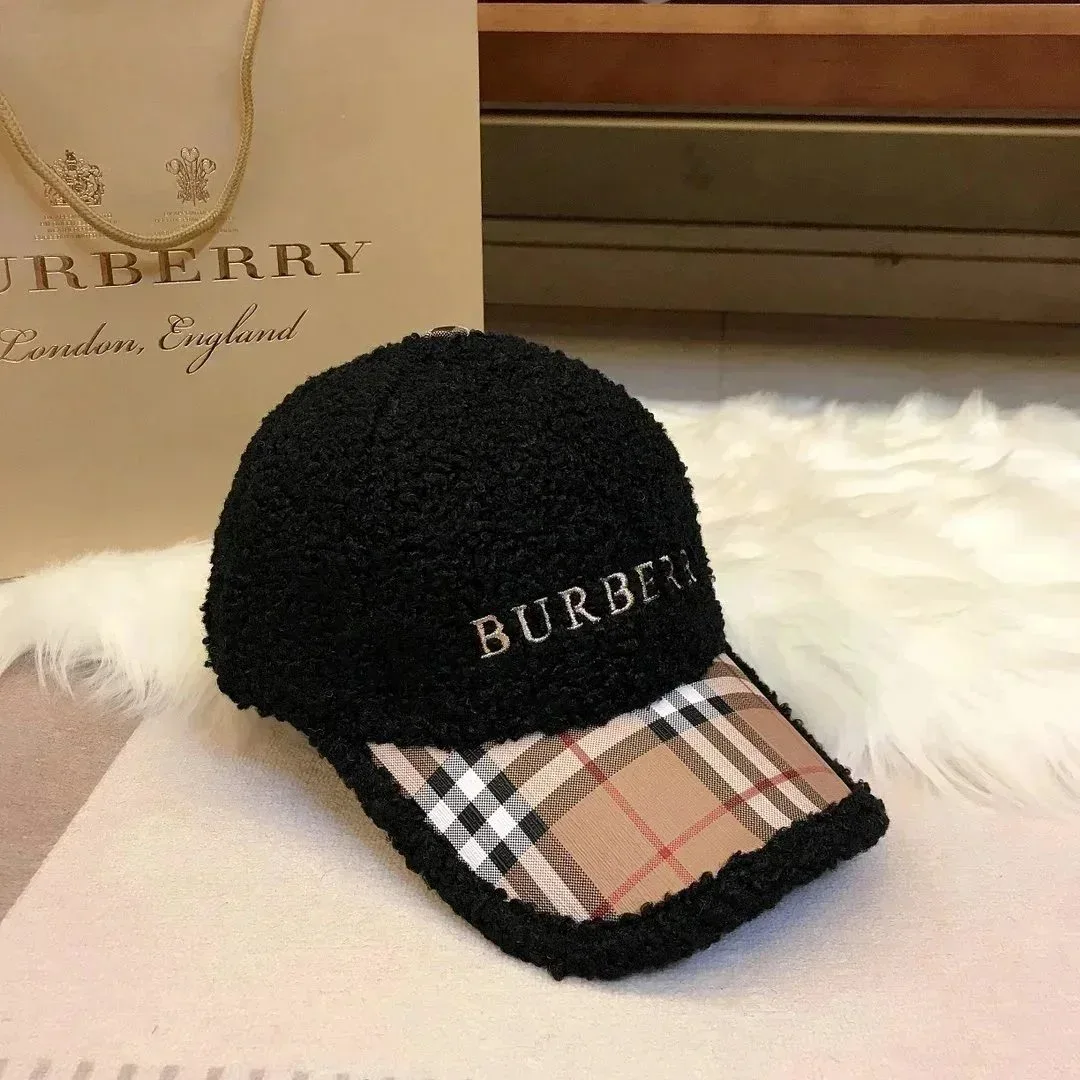 Burberry Burberry Vintage Check Black Cap Black