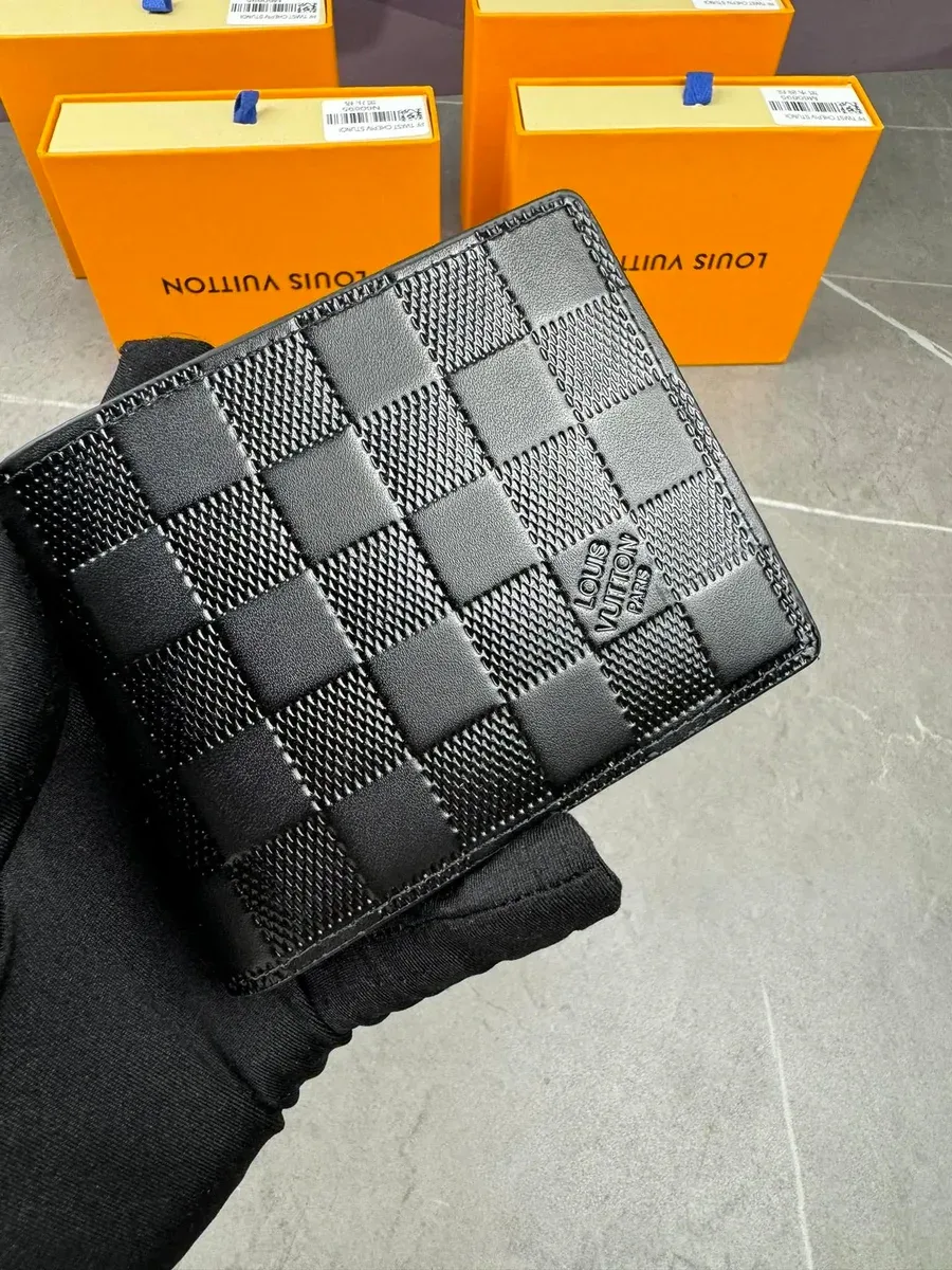 Louis Vuitton Tabi černá kožená peněženka