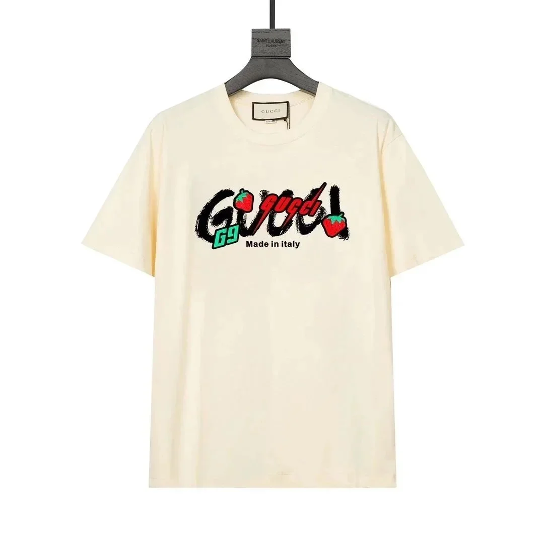 Gucci Gucci Strawberry Graphic Beige T-Shirt Beige