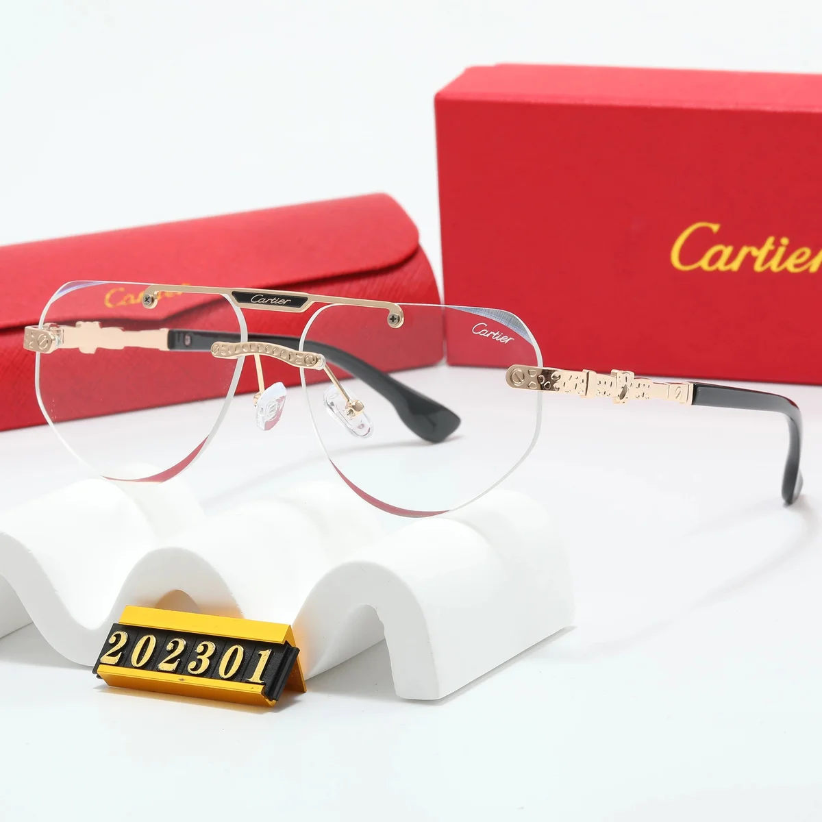 Cartier Cartier Soleil Blanc Gold-Tinted Aviator Eyewear Gold - 1