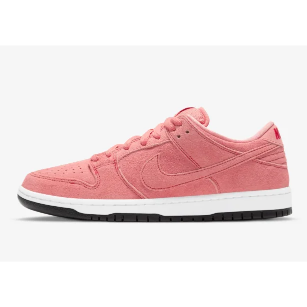 Nike Nike Dunk Low Pink Pig Suede Sneaker Pink