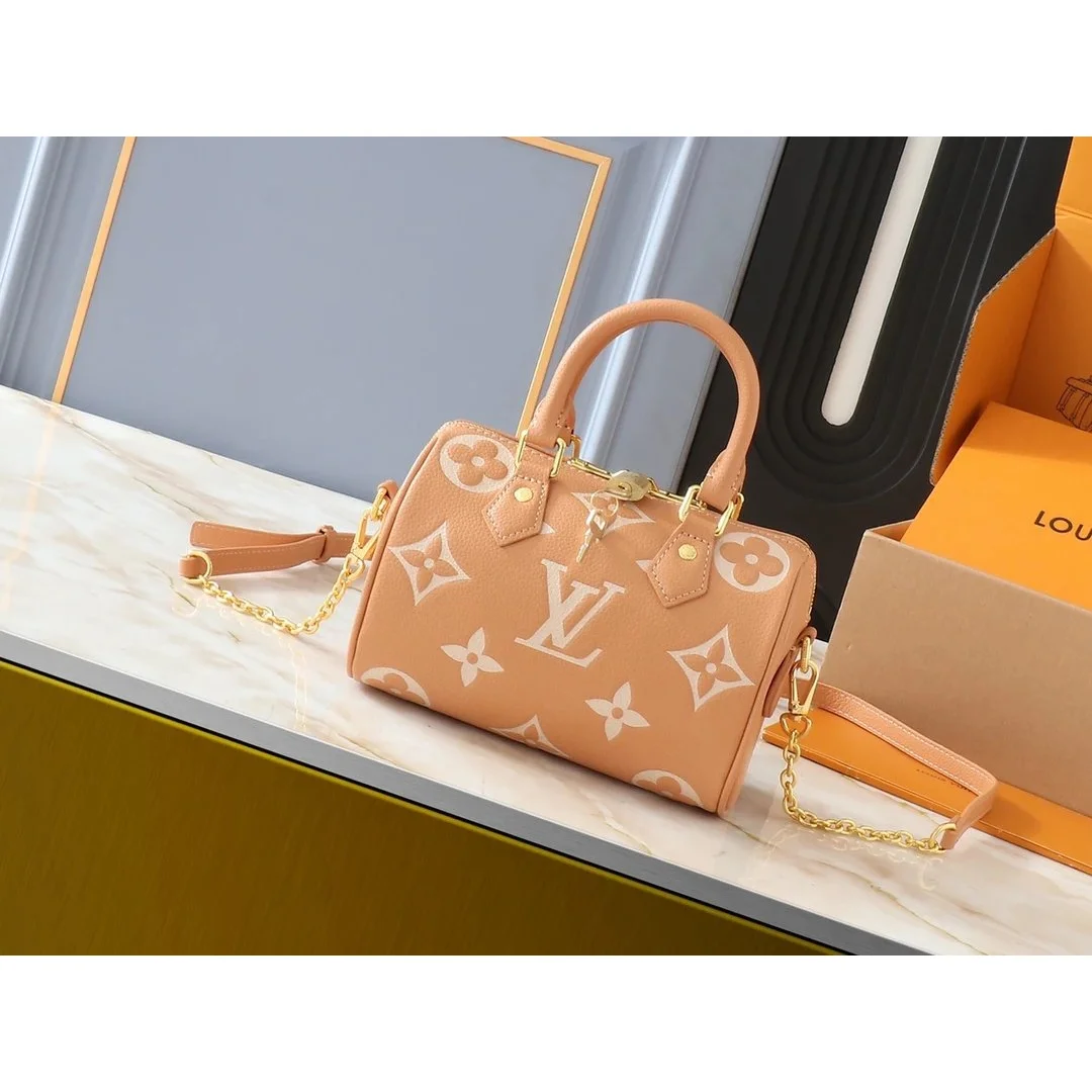 Louis Vuitton Louis Vuitton Speedy 25 Monogram Beige Bag Beige