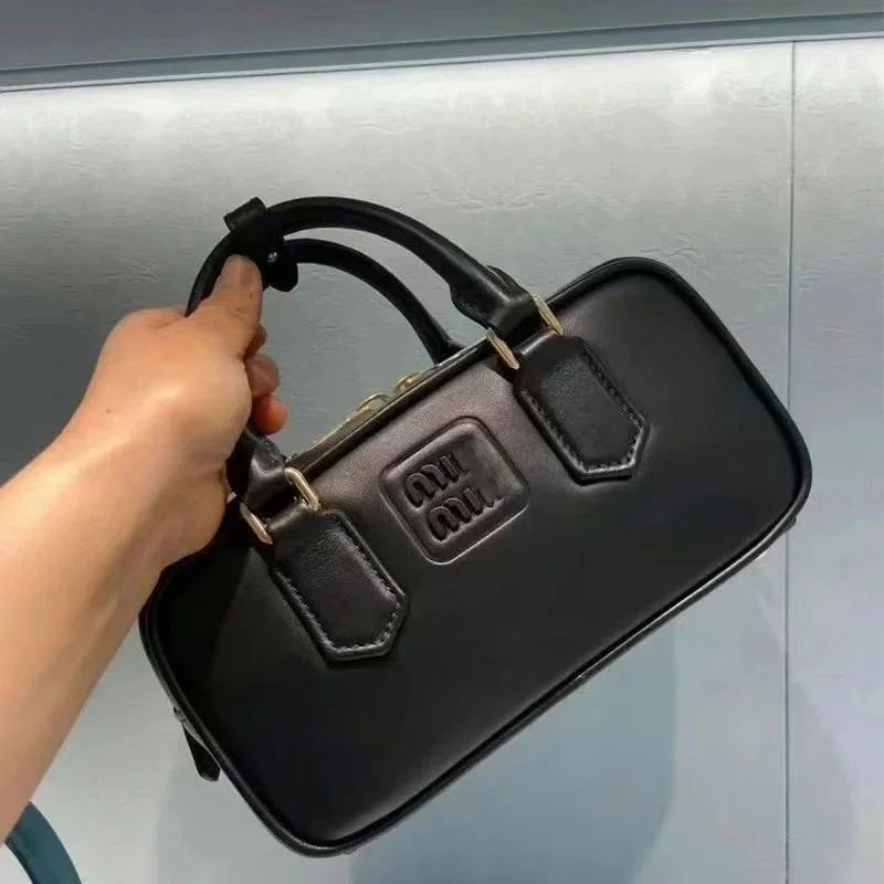 Miu Miu Miu Miu Wander Black Handbag Black
