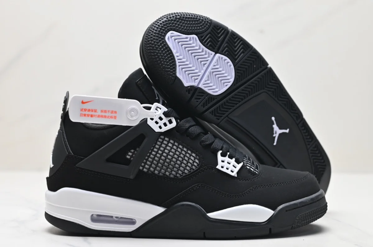 Nike Nike Air Jordan 4 Black/White Sneakers Black - 1