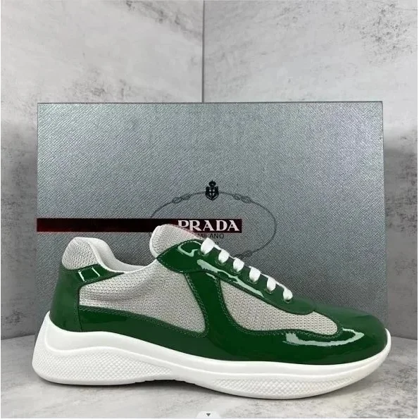Prada Prada Runners Green Patent Leather Sneakers Green - 1