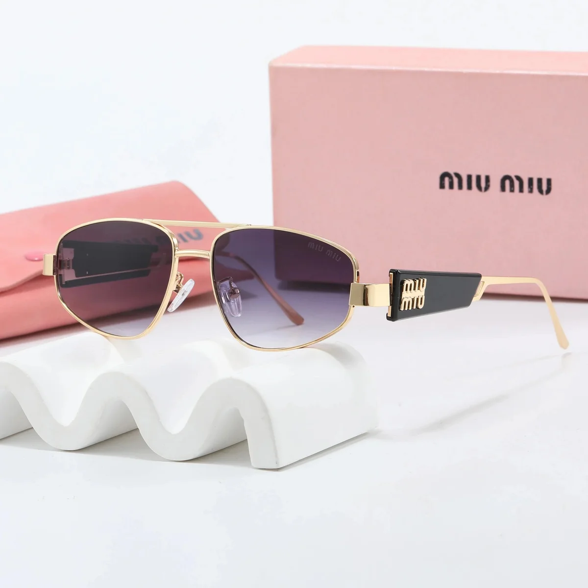 Miu Miu Miu Miu Gradient Lens Aviator Sunglasses Gold - 1