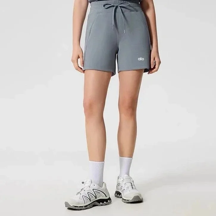 Alo Yoga Alo Yoga Shorts Rhino Grey Bottoms Grey - 1