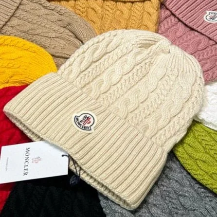 Moncler Cable Knit Beanie in Cream
