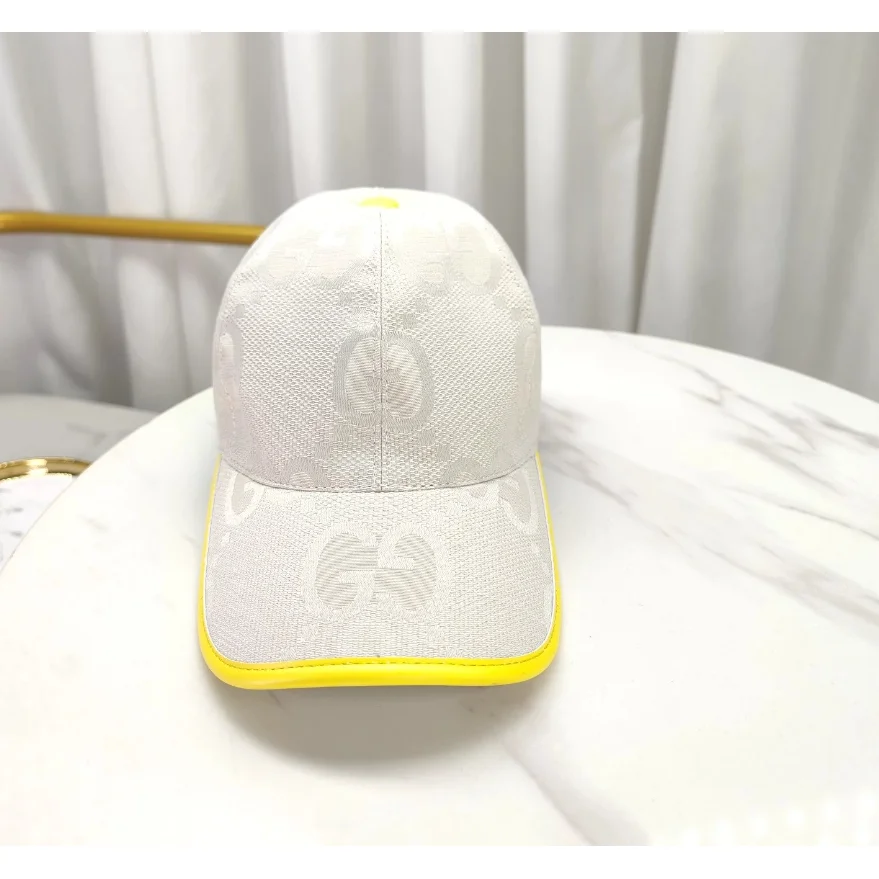 Gucci Gucci GG Marmont White & Yellow Cap White - 1