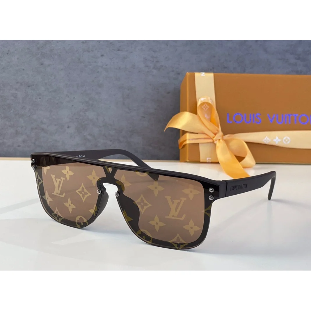 Louis Vuitton Louis Vuitton Monogram Sunglasses Black Black