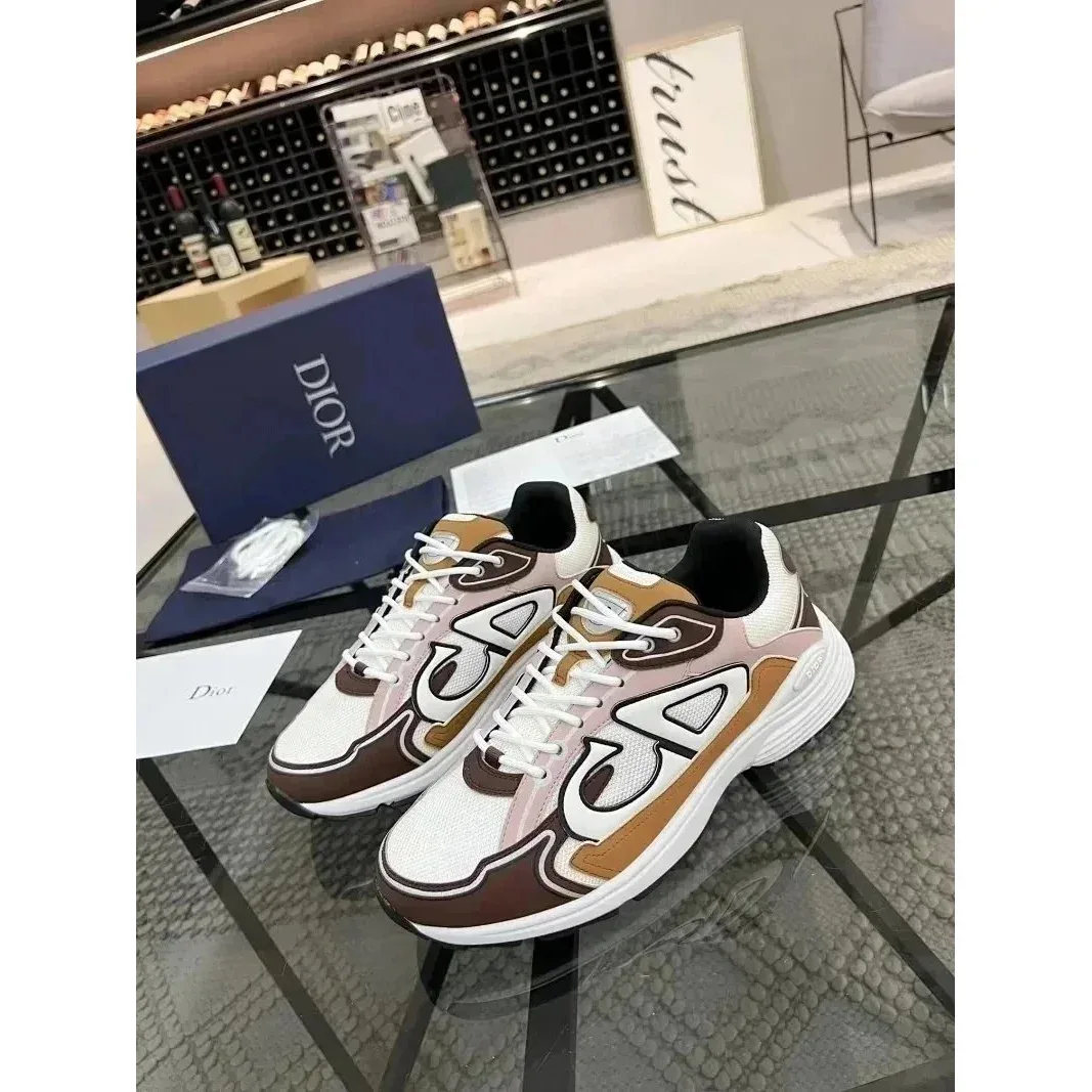 Dior Dior Sneakers White/Brown/Eggshell White - 1