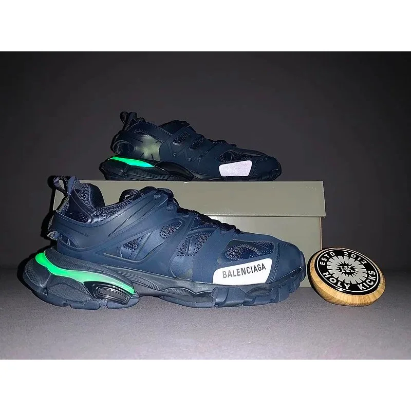 Balenciaga Balenciaga Track Triple Black Sneakers Black - 1
