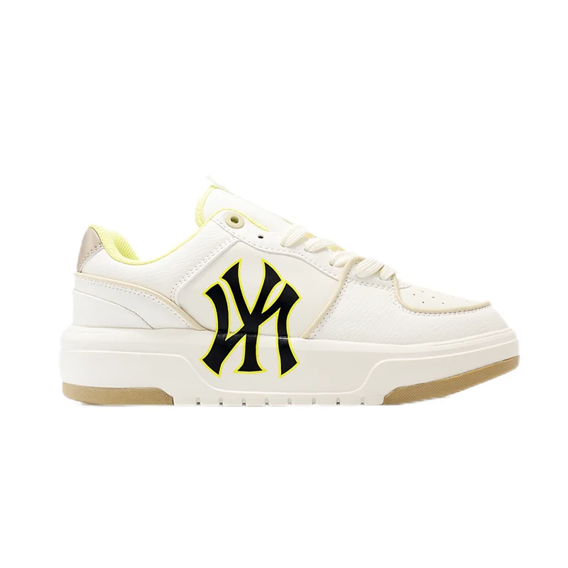 New Balance White & Yellow NY Logo Sneakers White - 1