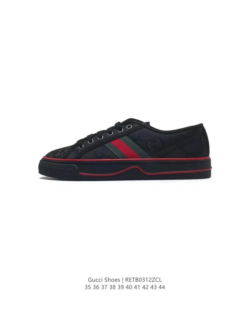 Gucci Gucci Black GG Monogram Low Top Sneakers Black - 1