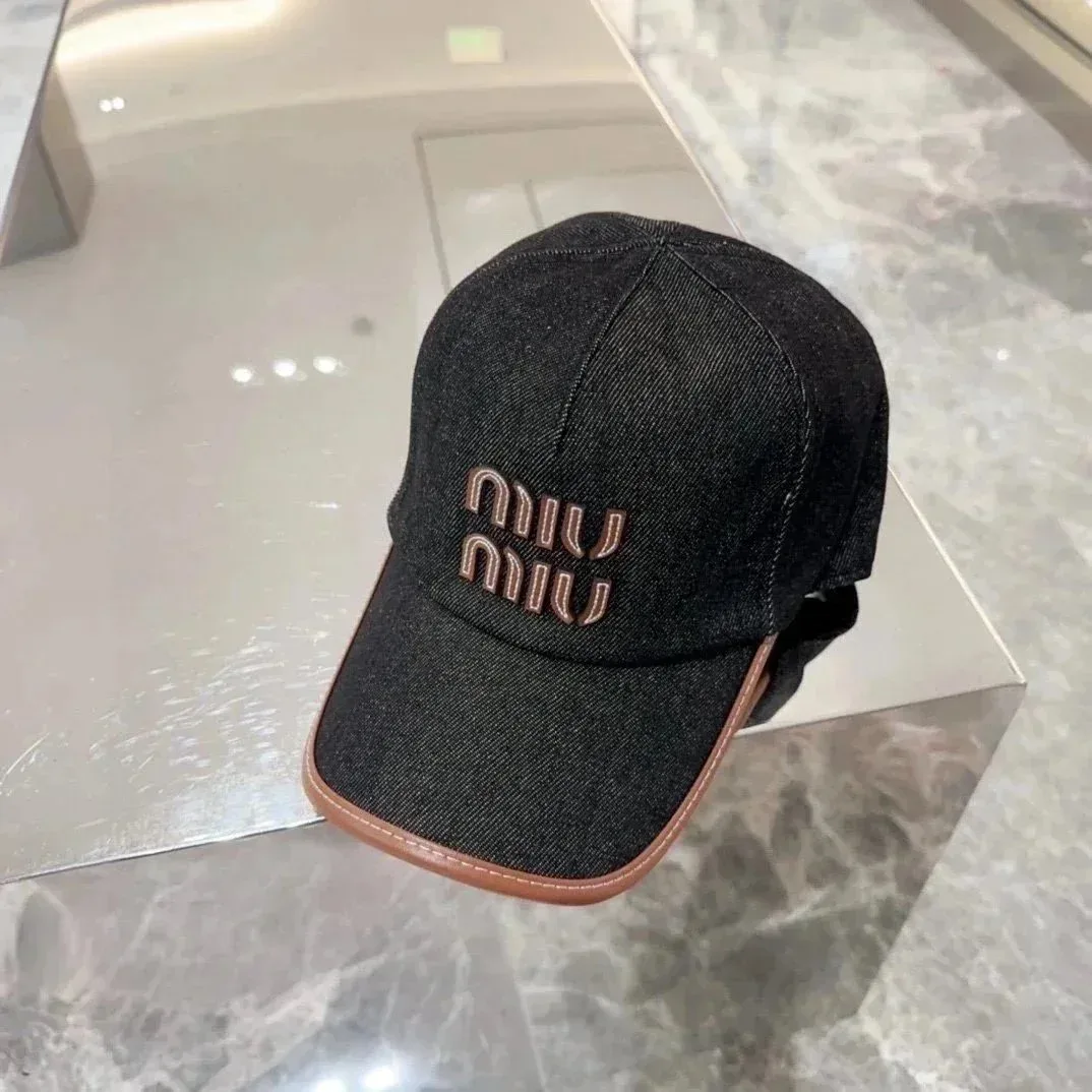 Miu Miu Miu Miu Black Denim Embroidered Cap Black - 1