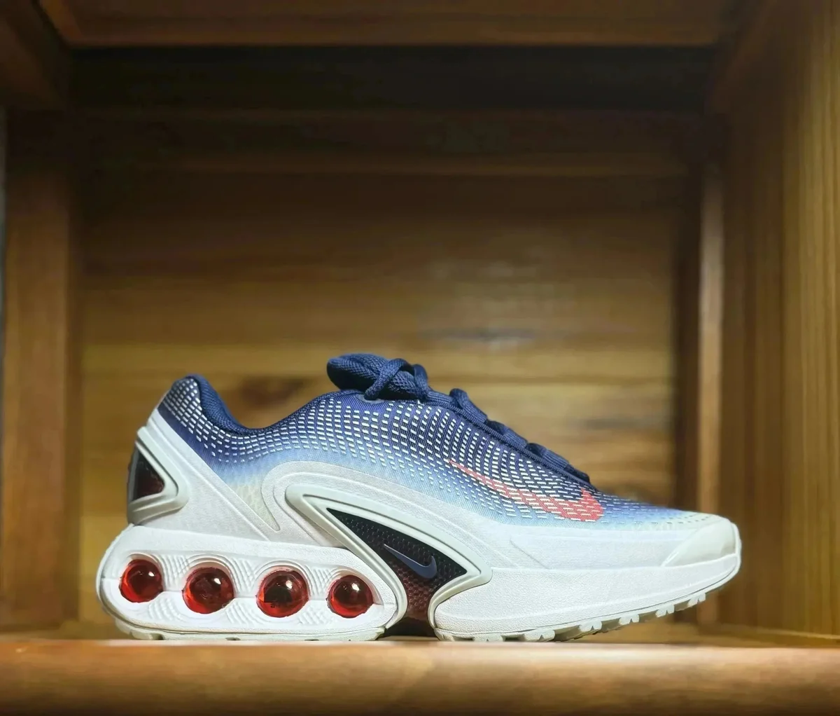 Nike Nike Air Max 270 Blue/Red Sneakers Blue - 1