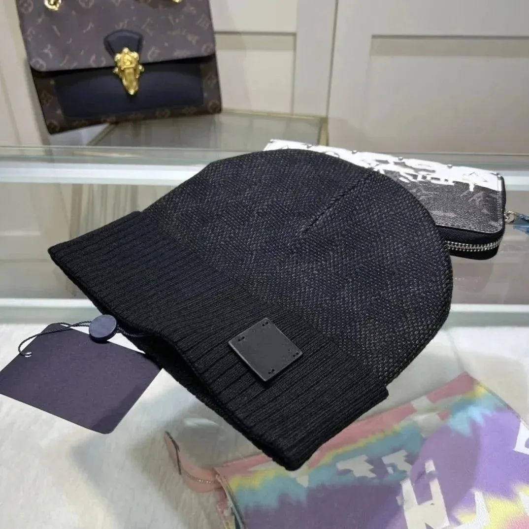 Louis Vuitton Black Knit Beanie — Hipobuy Spreadsheet find