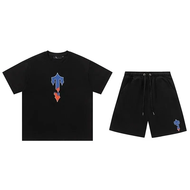 Travis Scott Co-ord Set with Arrow Logo in Black Black - 1