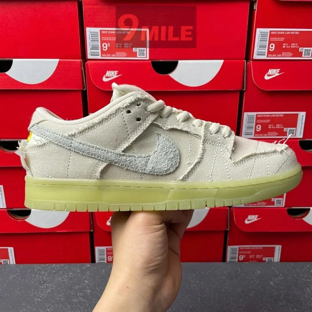 Nike Nike Dunk Low Canvas Beige Sneakers Beige - 1