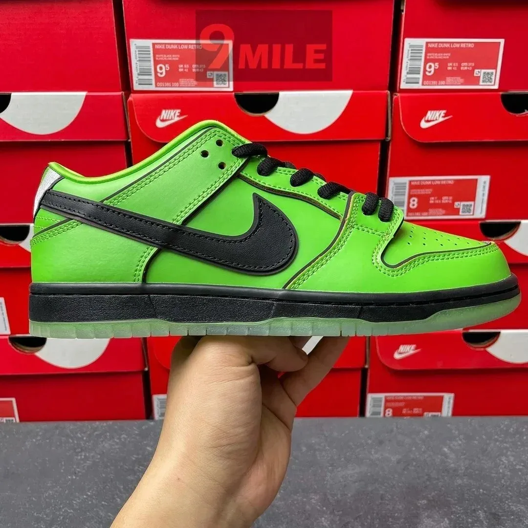 Nike Nike Dunk Low Volt Green Black Sneakers Green